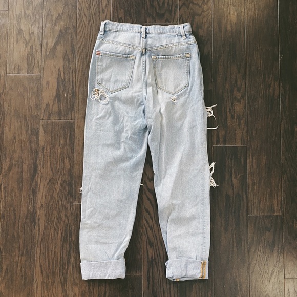 UO BDG Destroyed Jeans - Picture 3 of 6